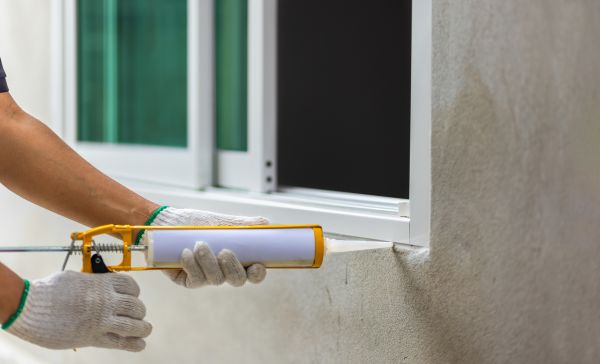 Window Caulking Service in Huntersville
