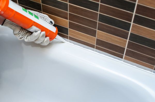 Bathtub Sealing in Huntersville