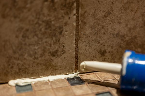 Shower Caulk Replacement in Huntersville